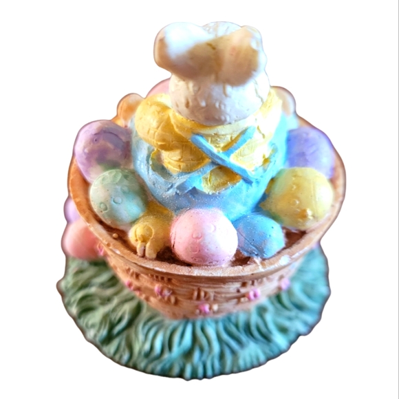 Vtg Pau Bunnies Easter Rabbit Basket Hidden Compartment Eggs Chicks - Picture 2 of 4